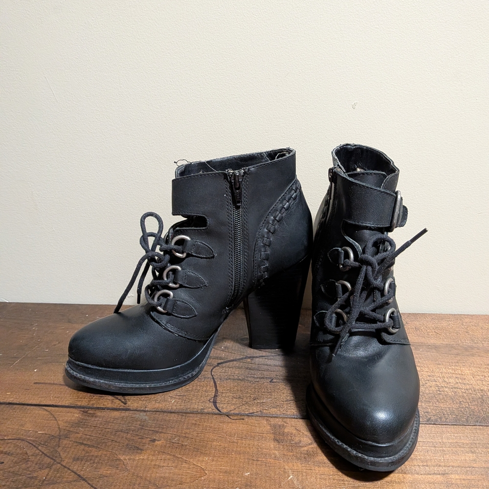 Seychelles Black Heeled Ankle Boots